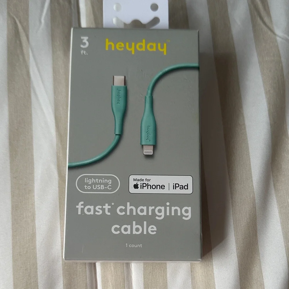 Heyday Teal Fast Charging Cable for iPhone and iPad
